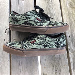 Vans Jungle Camo Gum Chukka Low